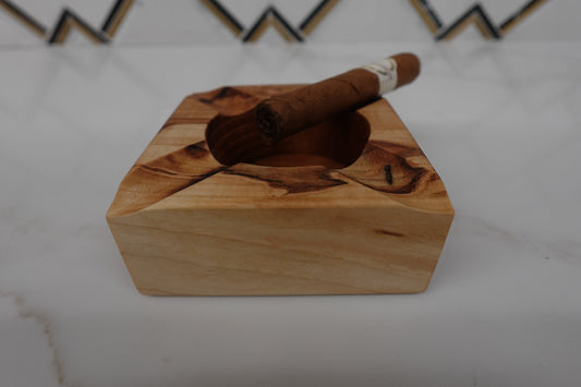 Indiana Bourbon Club Maple Cigar Ashtray 2262025M4