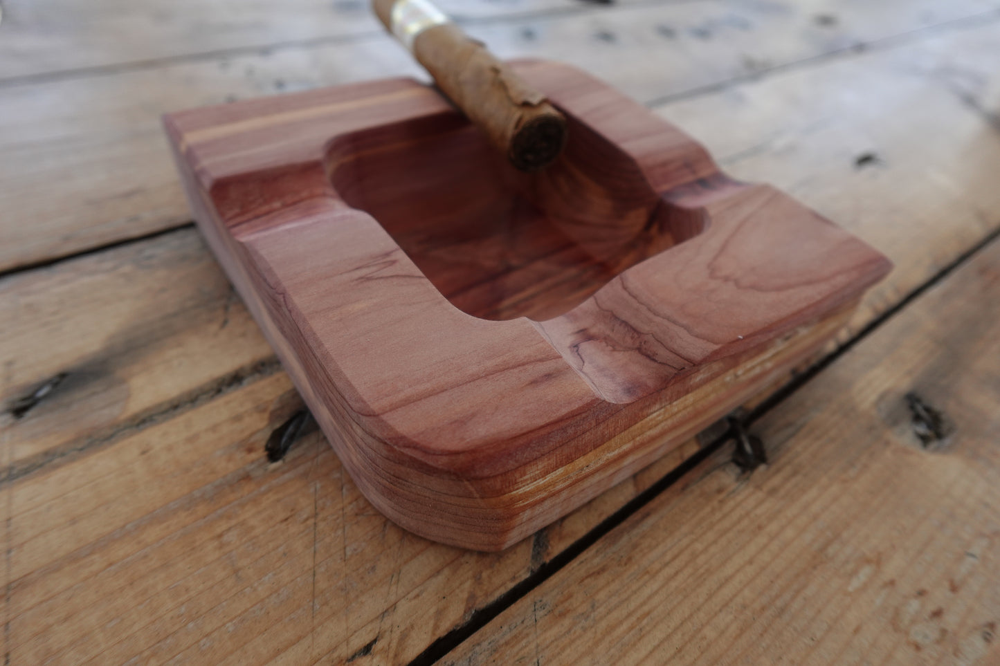 Indiana Red Cedar 4 Slot Cigar Ashtray 1182024RC8