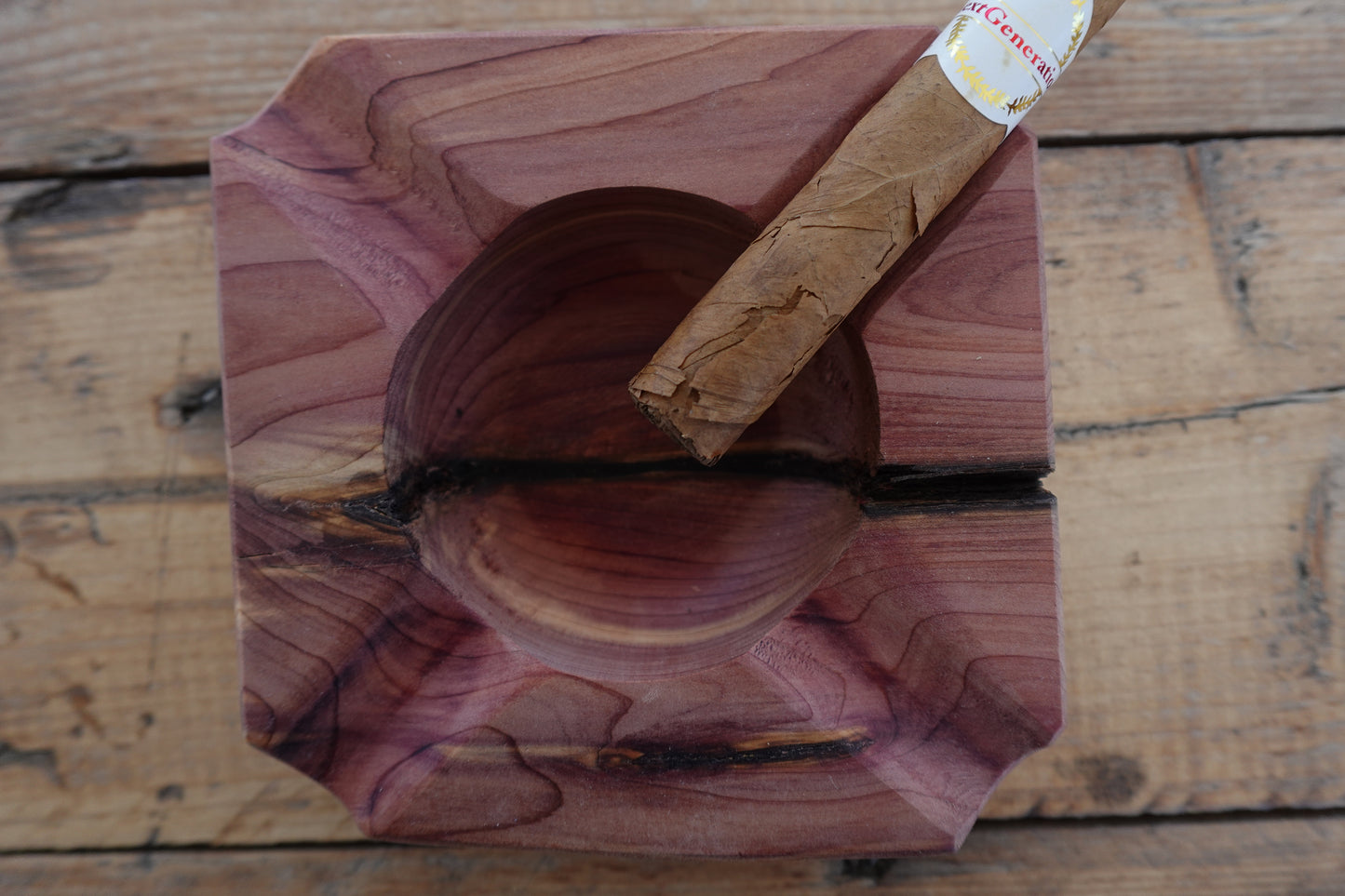 Indiana Red Cedar Cigar Ashtray 11182024RC7