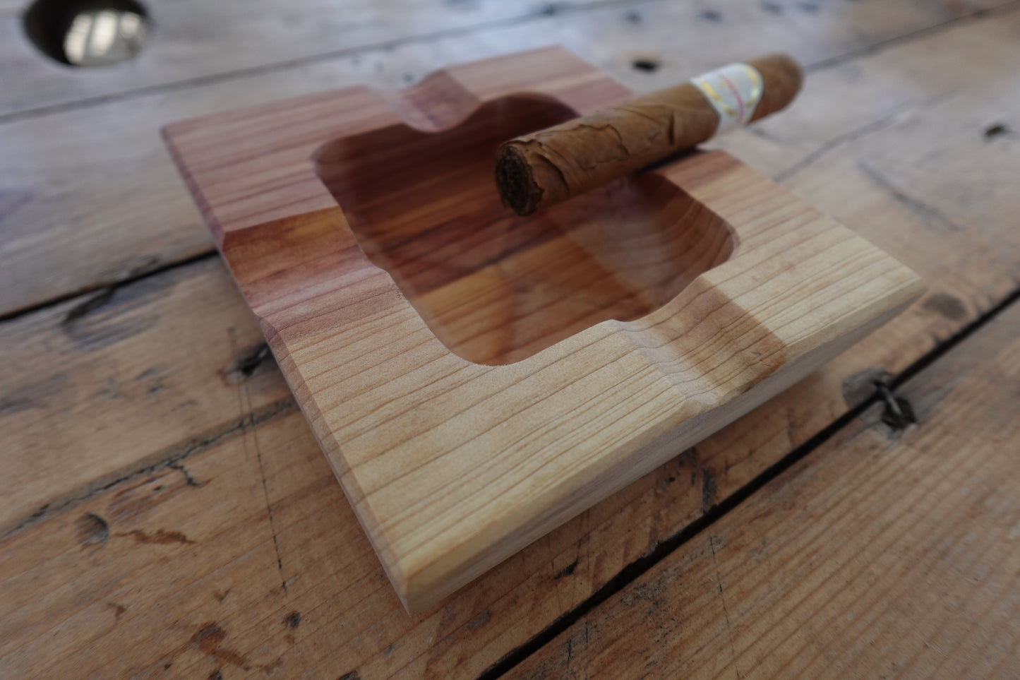 Indiana Red Cedar Cigar Ashtray 11182024RC2