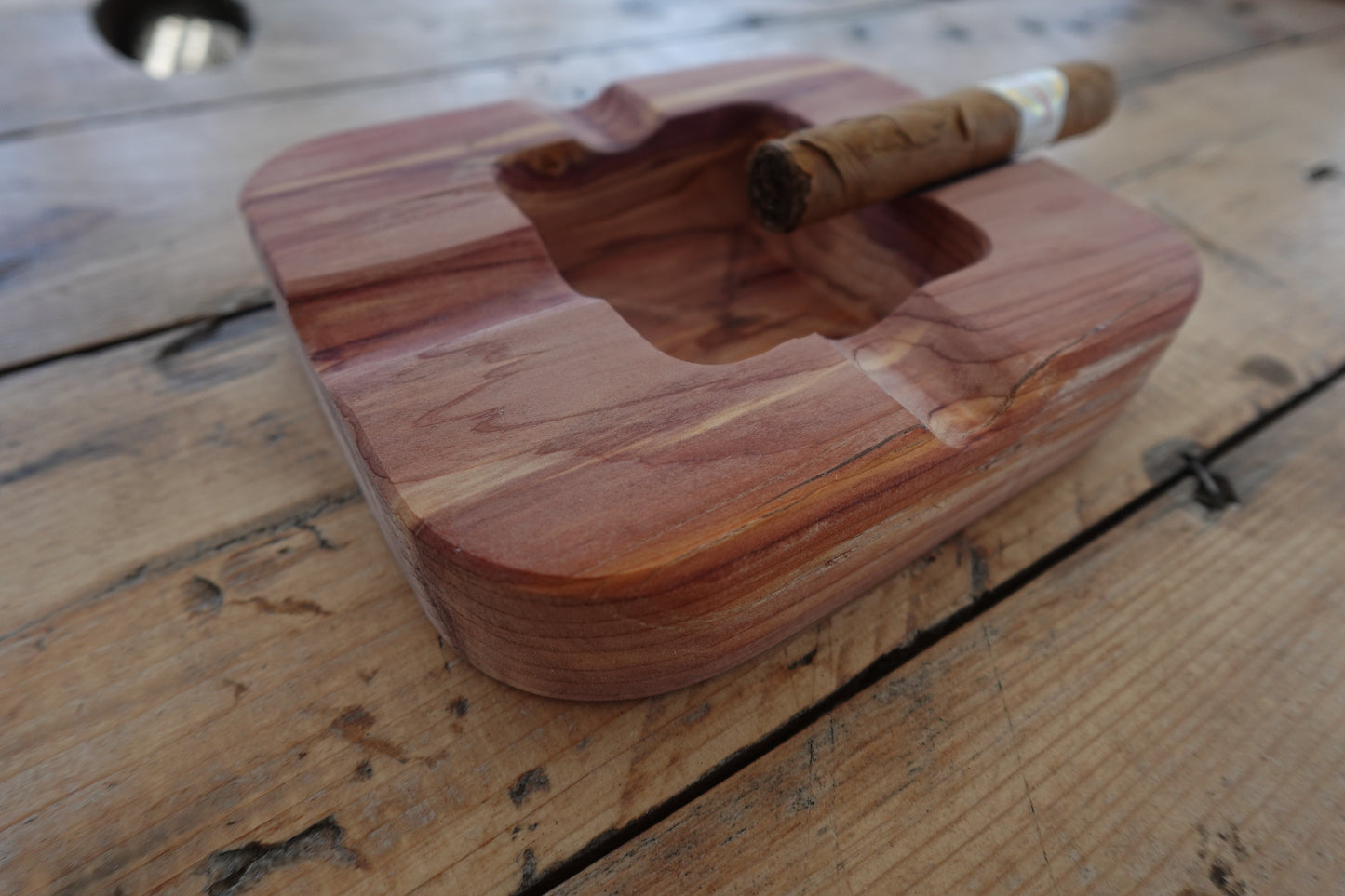 Indiana Red Cedar Cigar Ashtray 11182024RC5