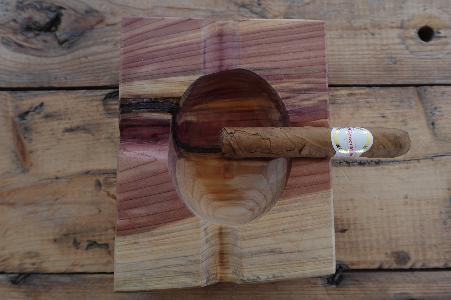 Indiana Red Cedar Cigar Ashtray 11182024RC3