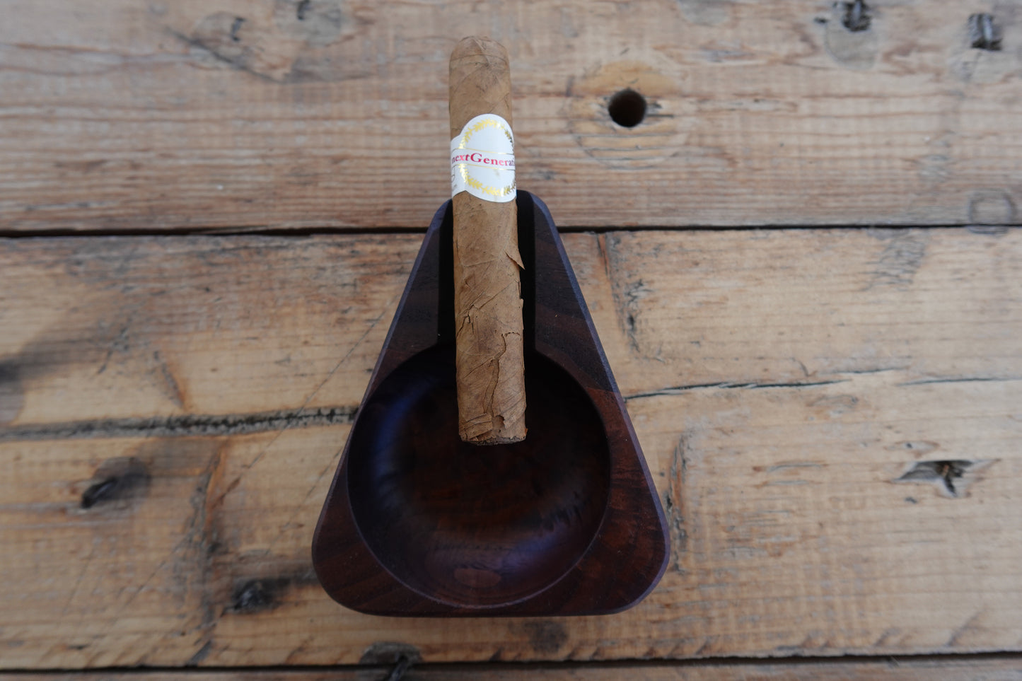 332025W1 1 Finger Indiana Walnut Cigar Ashtray