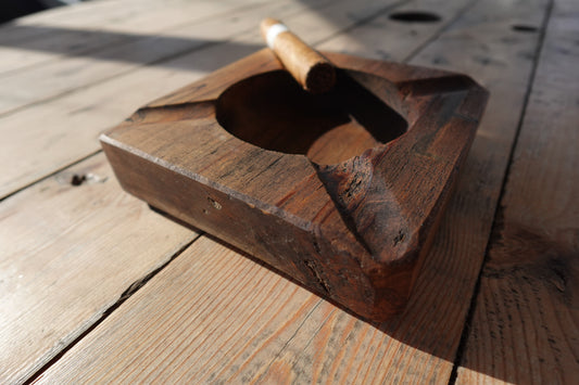 1282025SM1 Indiana Spalted Maple Four Finger Cigar Ashtray