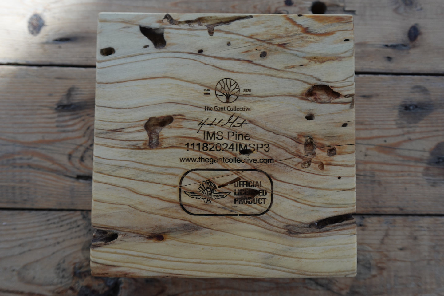 Officially Licensed Indianapolis Motor Speedway Cigar Ashtray 1182024IMSP3