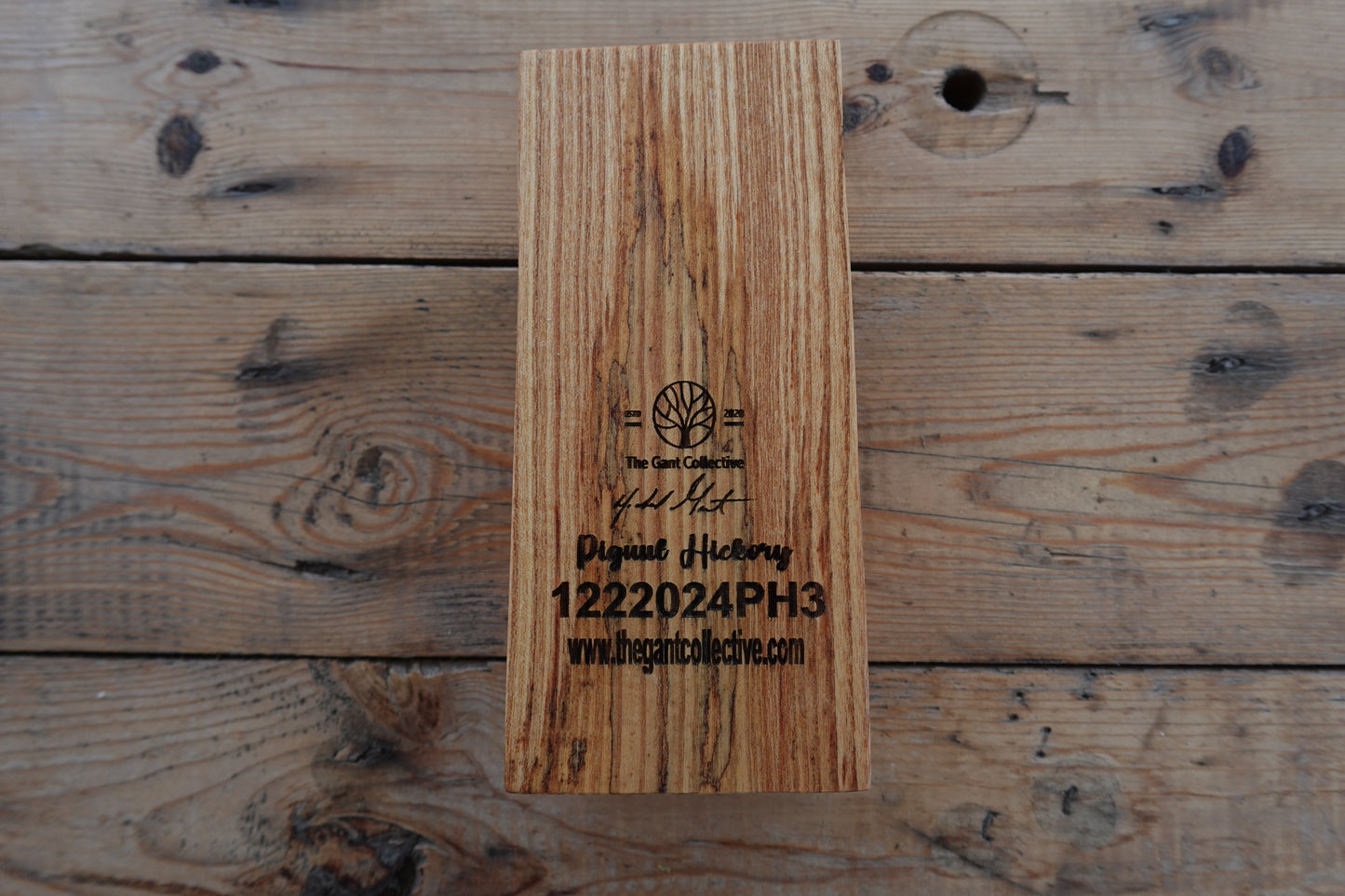 Indian Pignut Hickory 2 slot Cigar Ashtray 1222024PH3