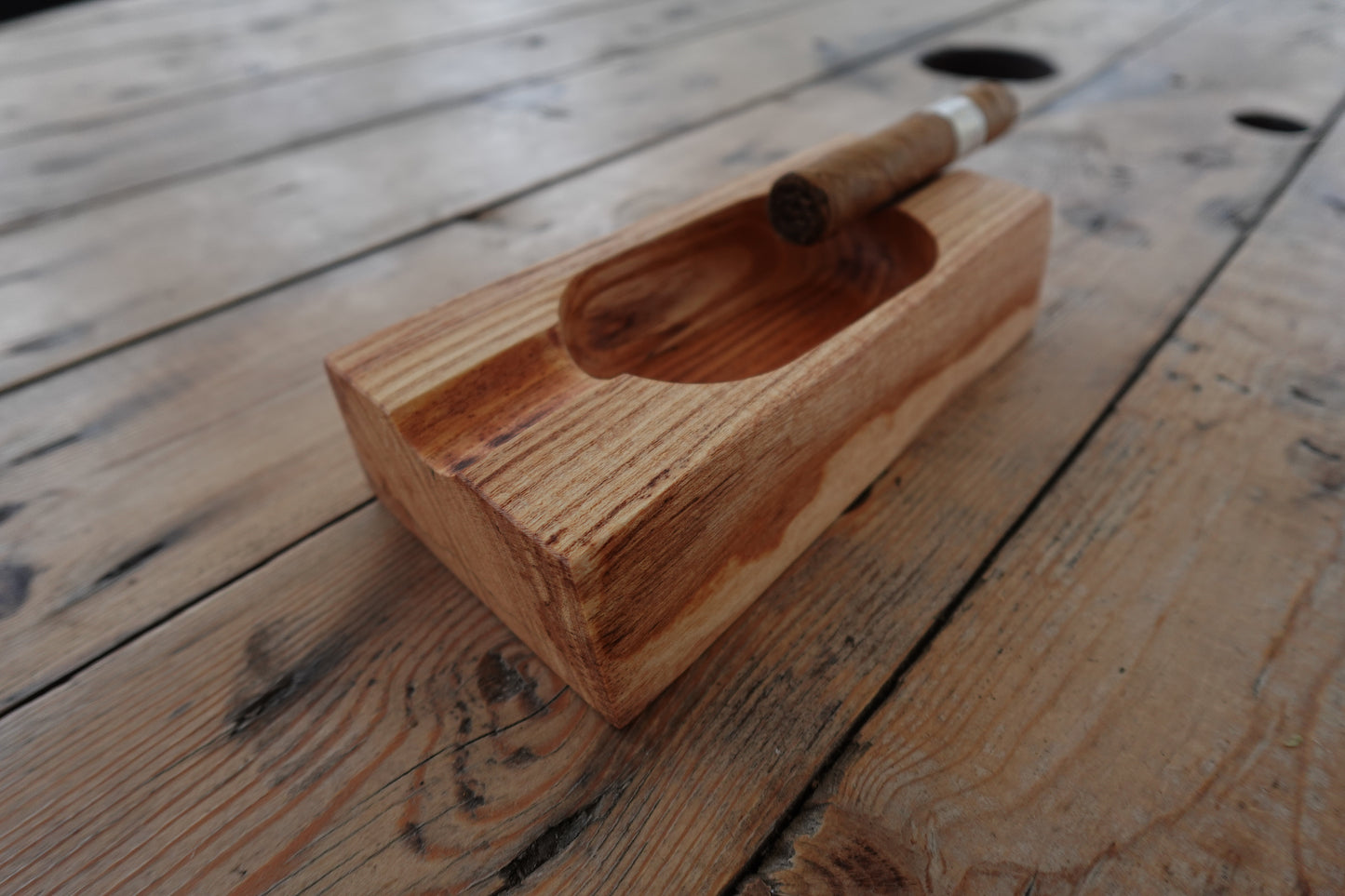 Indian Pignut Hickory 2 slot Cigar Ashtray 1222024PH3