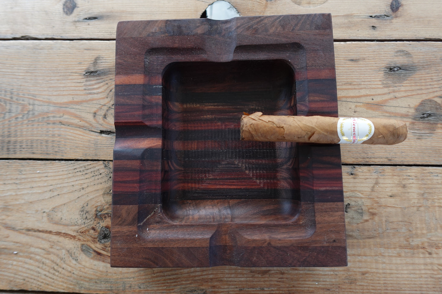 Multi-Species 4 Slot Cigar Ashtray 10152024MS1