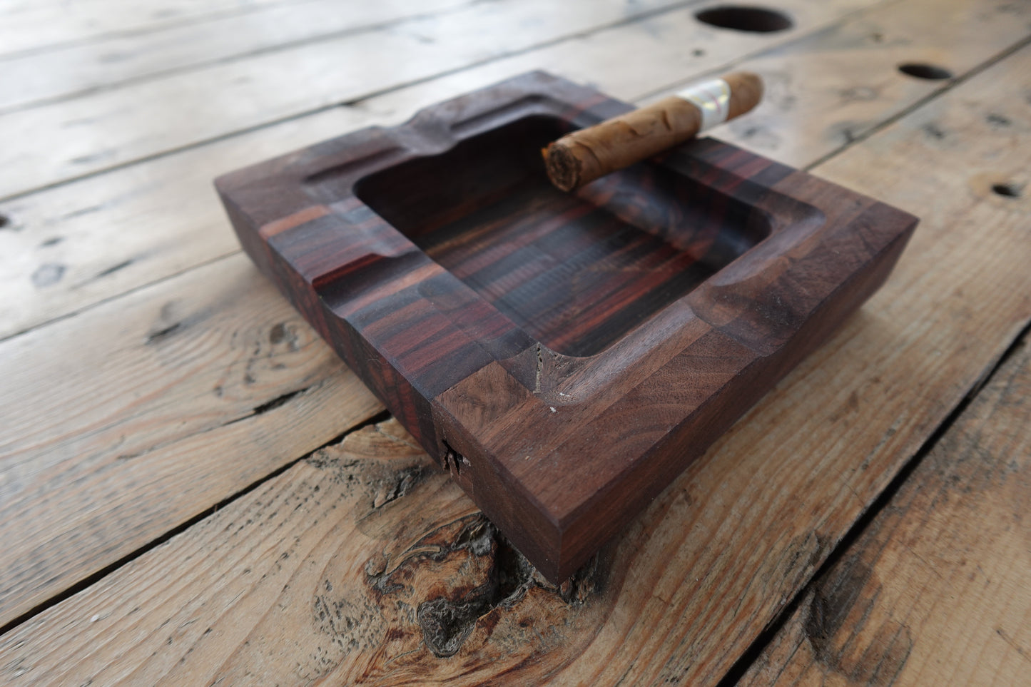 Multi-Species 4 Slot Cigar Ashtray 10152024MS1