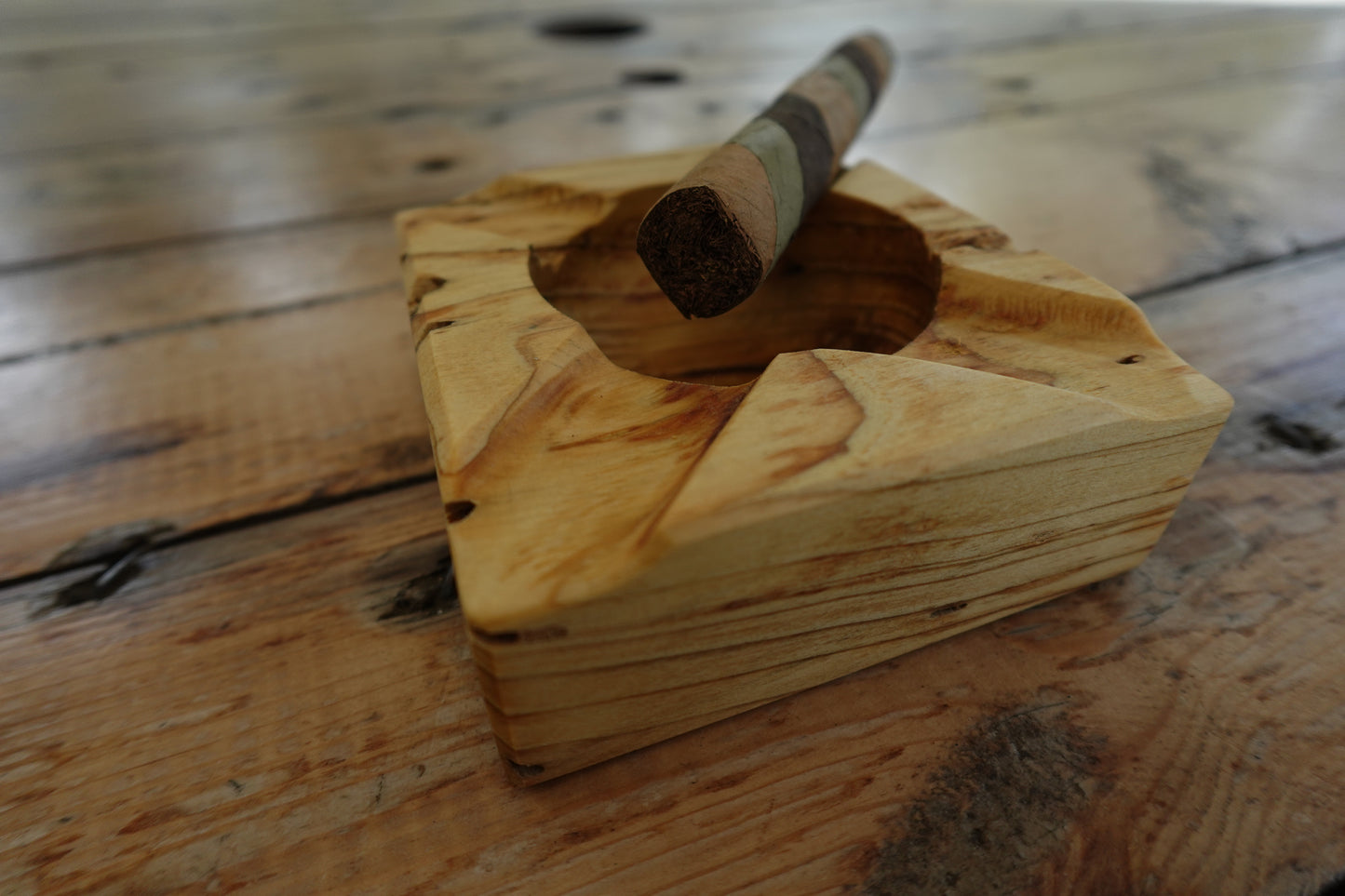 Indianapolis Motor Speedway Pine Cigar Ashtray 6192025IMS44F