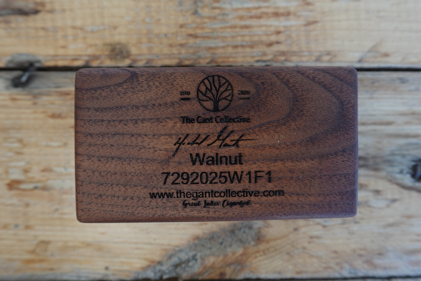 Indiana Walnut One Finger Cigar Ashtray