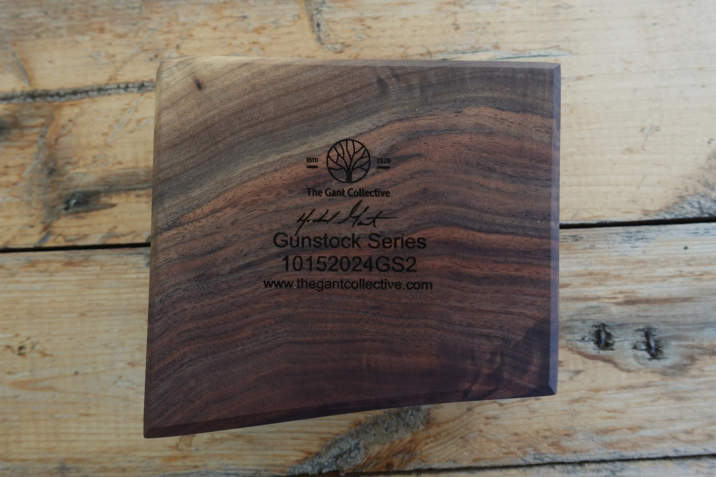 Gunstock Series Walnut Cigar Ashtray 10152024GS2