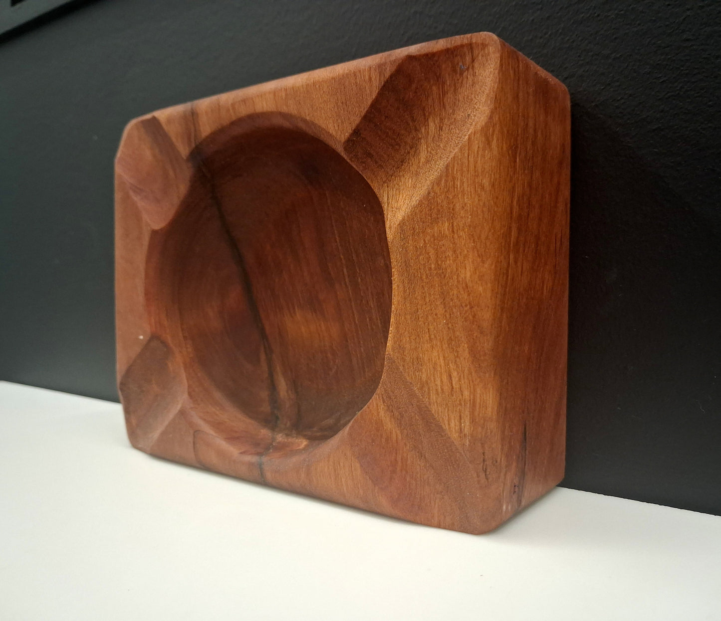 Indiana Cherry 4 Finger Cigar Ashtray