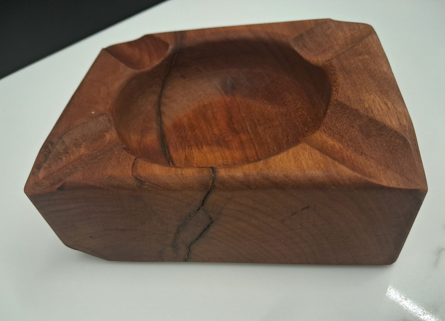 Indiana Cherry 4 Finger Cigar Ashtray