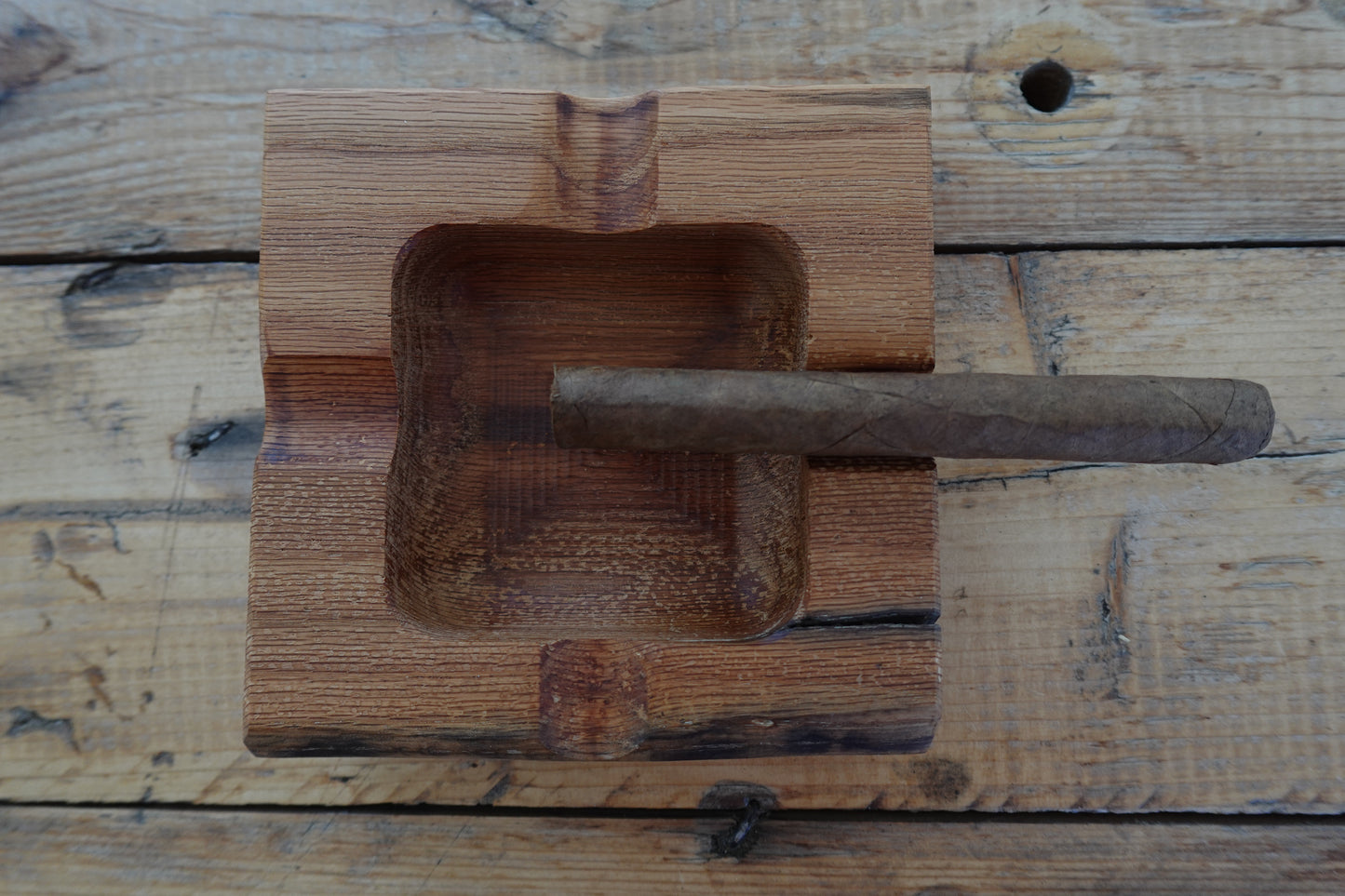 Beautiful Red Oak 4 Slot Cigar Ashtray