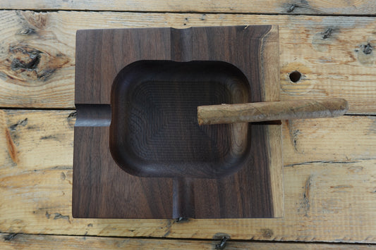 Walnut Cigar Ashtray 932024W4