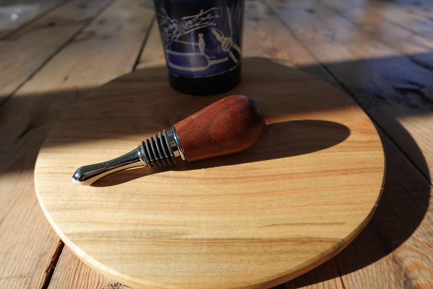 Gorgeous Walnut Wine Stopper