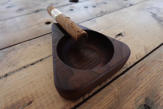 1 Finger Indiana Walnut Cigar Ashtray 332025W2
