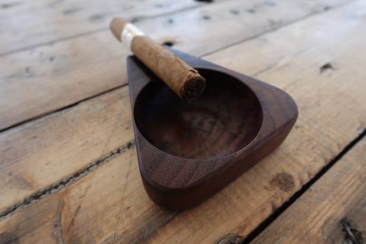332025W1 1 Finger Indiana Walnut Cigar Ashtray