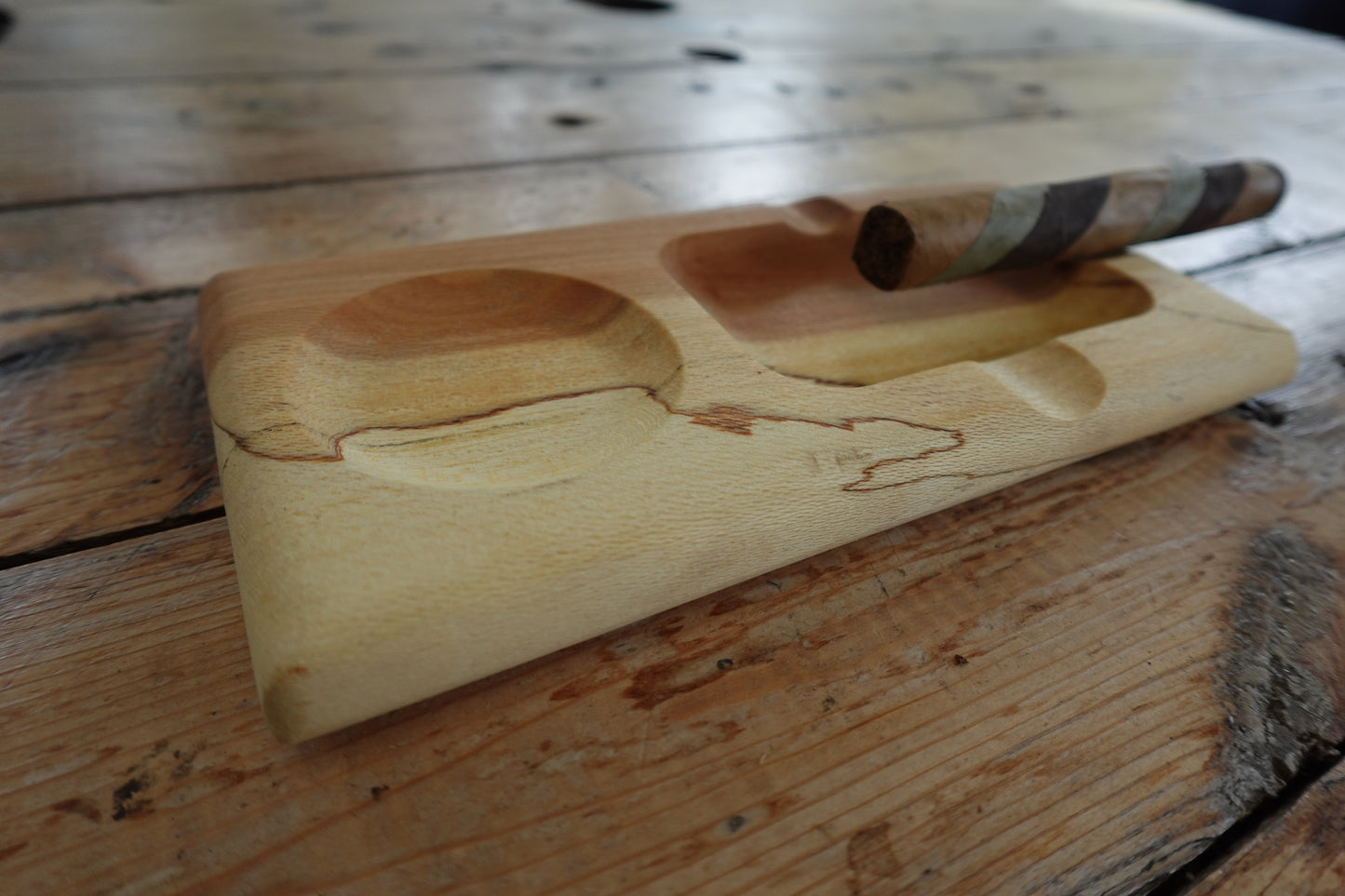 982025SM13F Spalted Maple Cigar Ashtray