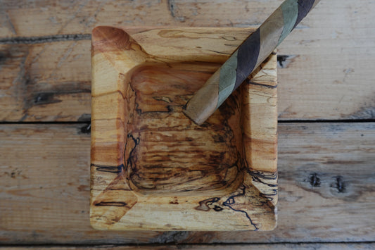 10142025SM1F4 Indiana Spalted Maple Four Finger Cigar Ashtray